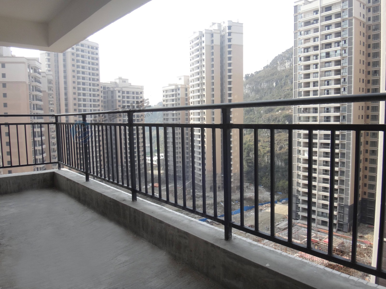 隆阳锌钢阳台护栏